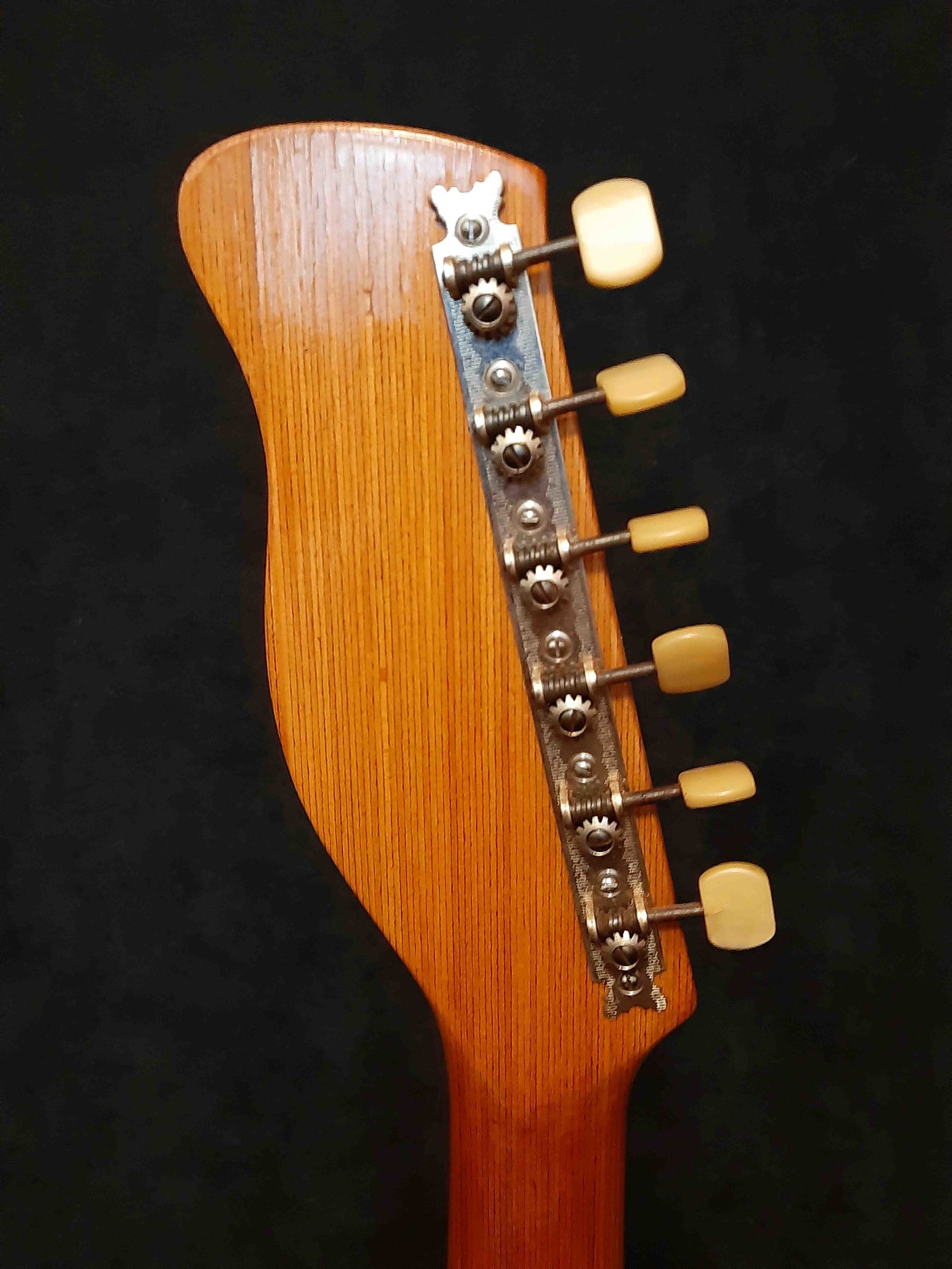 Hopf Allround 1960’s Red – Reforged Guitars